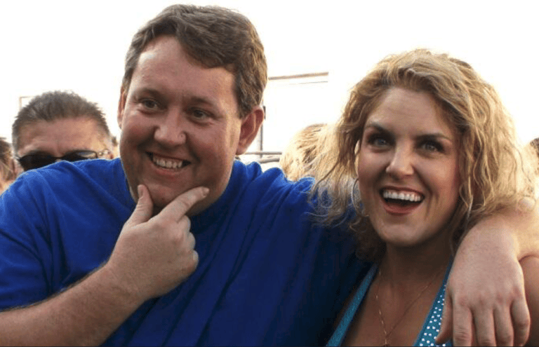 Rene Nezhoda and Casey Nezhoda, Storage Wars-https://twitter.com/AETV/status/458389721404964864
