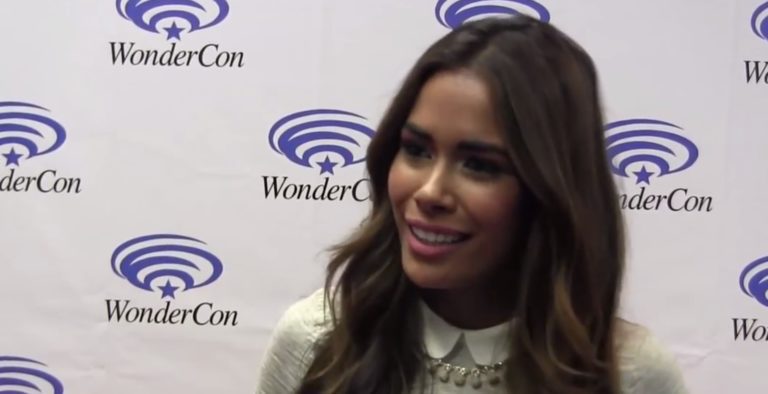 Daniella Alonso, Cristal, Carrington, Dynasty-https://www.youtube.com/watch?v=1My5002QxhI