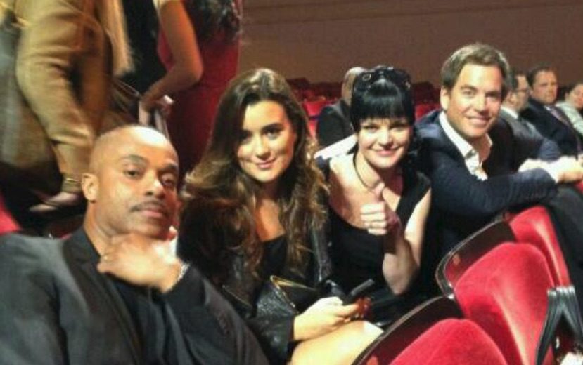 Rocky, Vance, Cote, Ziva, Pauley, Abby, Michael, DiNozzo-https://twitter.com/CoteDePablo1279/status/203488587809947651/photo/1