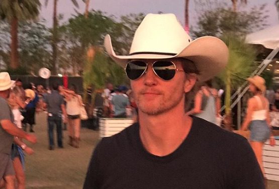 Thad Luckinbill, Young and the Restless-https://www.instagram.com/p/Bw2jG2xB_N7/