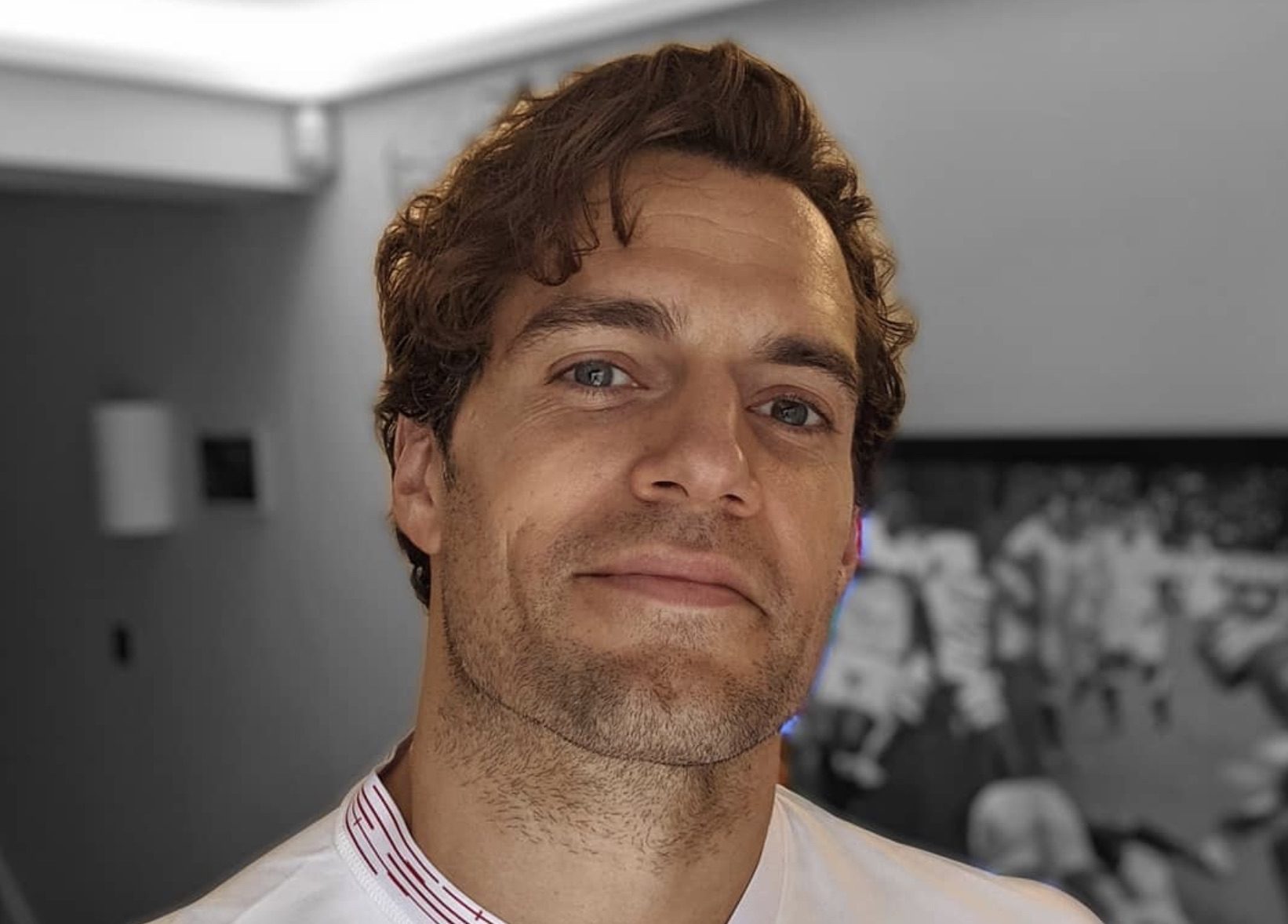 Henry Cavill, The Witcher, Netflix-https://www.instagram.com/p/B2tcvxOB1XK/