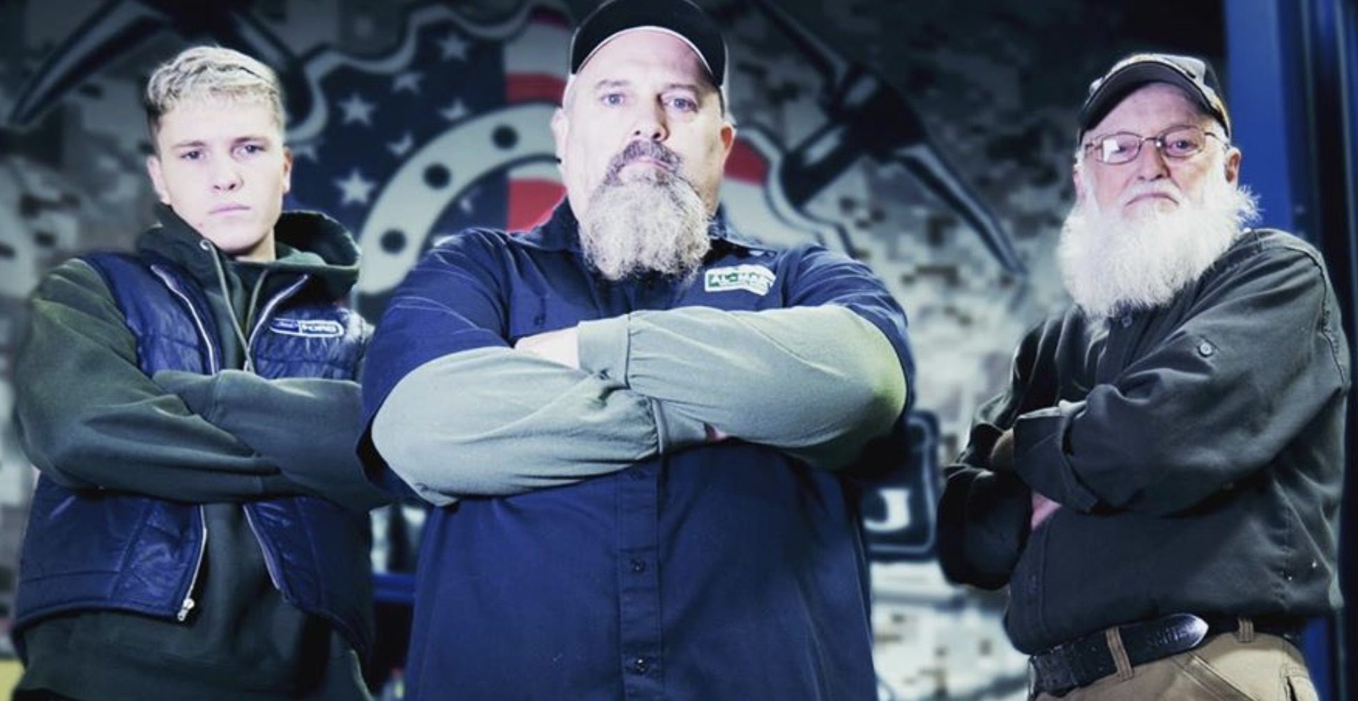 Hunter Hoffman, Todd Hoffman, Jack Hoffman-Gold Rush-https://www.instagram.com/p/B51ZElNjr4W/