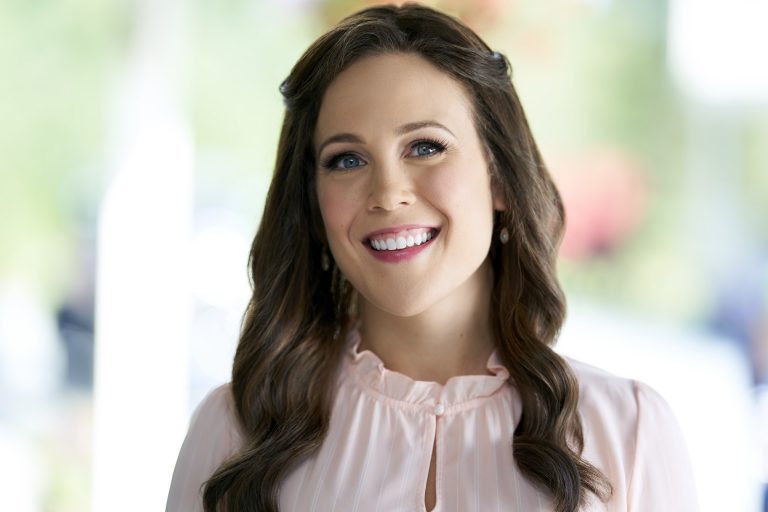 When Calls The Heart Season 7Photo: Erin Krakow Credit: ©2020 Crown Media United States LLC/Photographer: Ricardo Hubbs