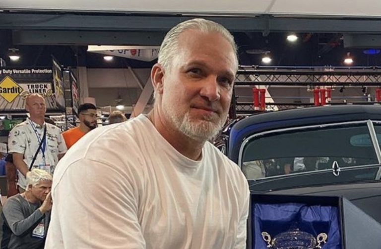 Jesse James, Monster Garage-https://www.instagram.com/p/B4lLwLGHU4B/