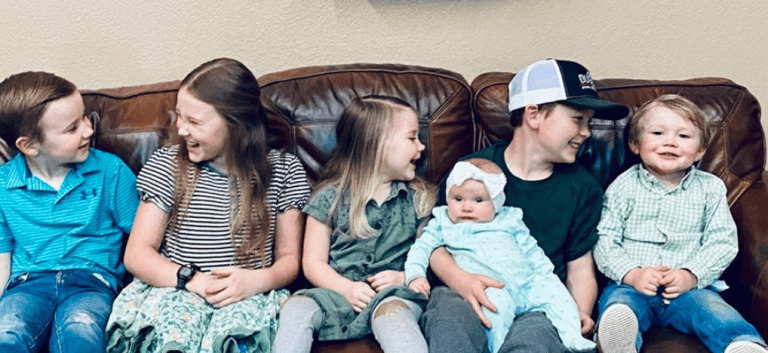 Anna Duggar Instagram