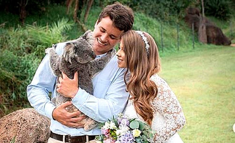 Chandler Powell, Bindi Irwin