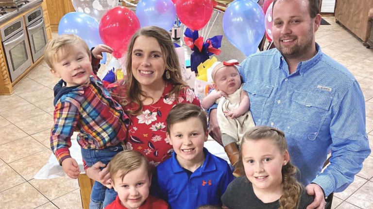 Anna Duggar Instagram