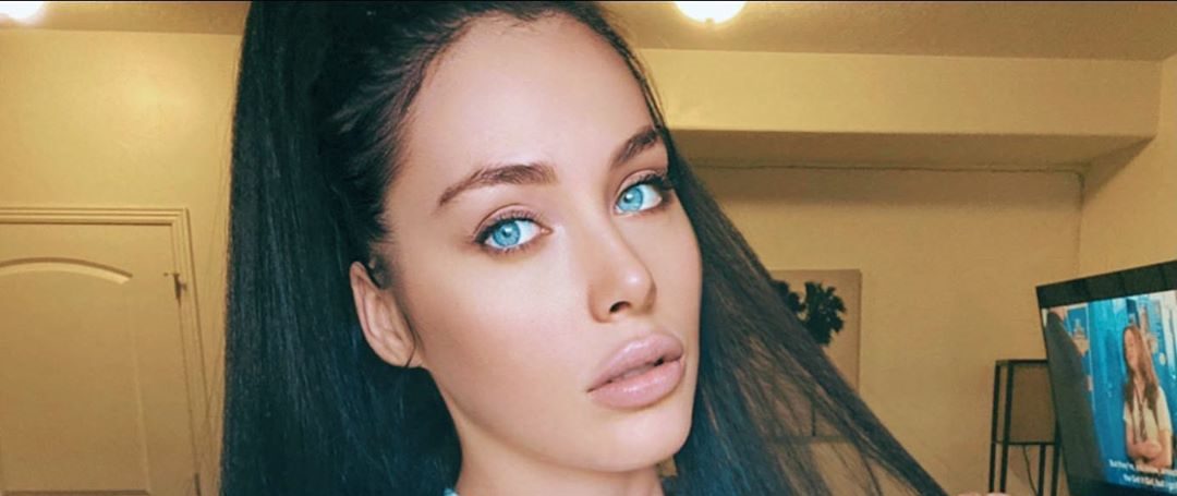 Deavan Clegg Instagram