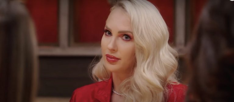 Christine Quinn, Selling Sunset-https://www.youtube.com/watch?v=mp8Xm02TmMc