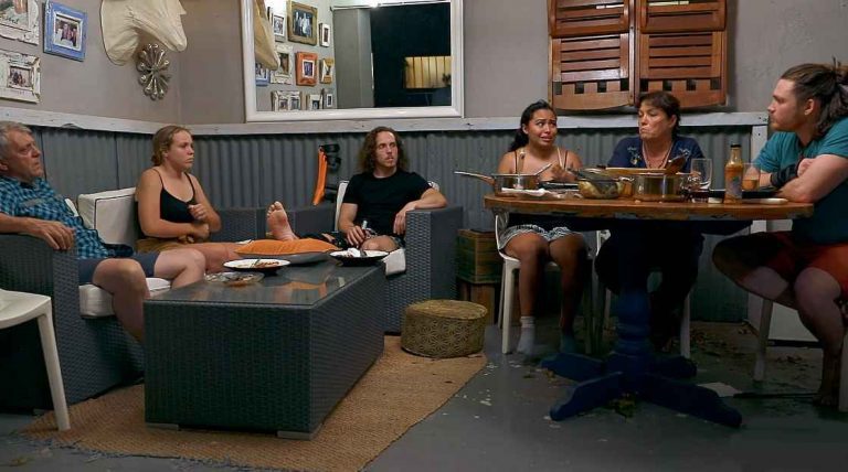 Tania and Syngin argue at a family braai on 90 Day Fiance: Happily Ever After