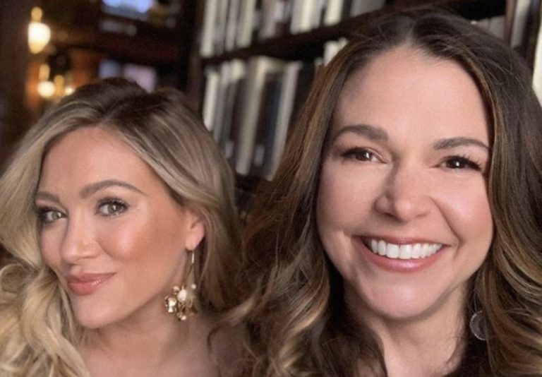 Younger Season 7, Sutton Foster, Hilary Duff-https://www.instagram.com/p/BwAHp8WDYNf/