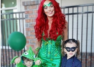 Kathryn Dennis, Instagram