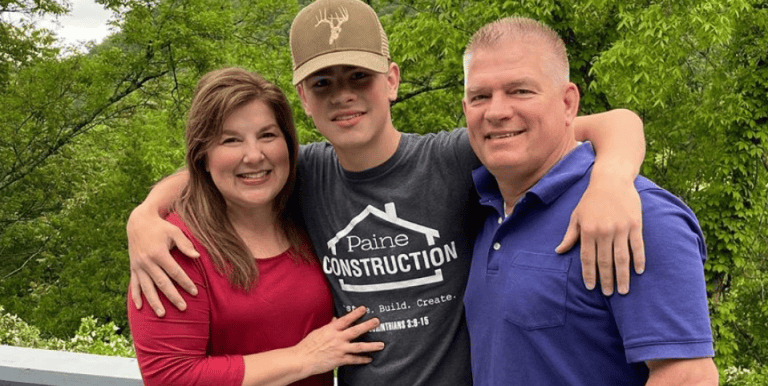 Bates family, votes Donald Trump