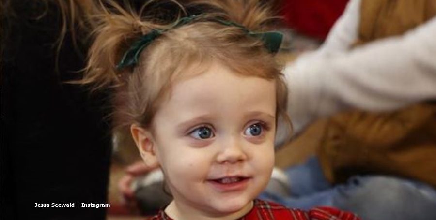 Jessa Seewald Daughter Plays Mommy