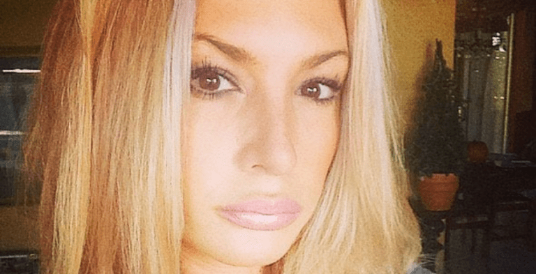 [Credit: Kate Chastain/Instagram]