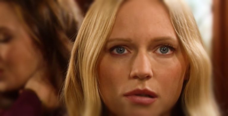 Abigail Deveraux (Marci Miller) - YouTube