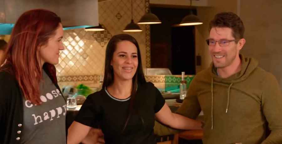 Seeking Sister Wife stars Garrick, Dannielle and Roberta