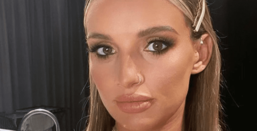 [Credit: Alli Dore/Instagram]