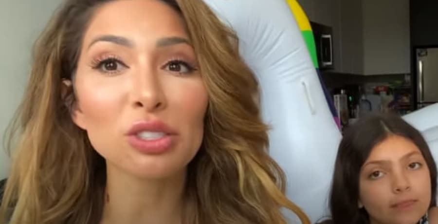 Farrah Abraham's Daughter Films Latest Mom's Bare Spectacle [Screenshot | YouTube]