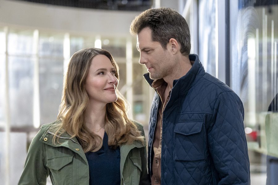 Hallmark Photo: Jill Wagner, Kristoffer Polaha Credit: ©2021 Crown Media United States LLC/Photographer: Kailey Schwerman