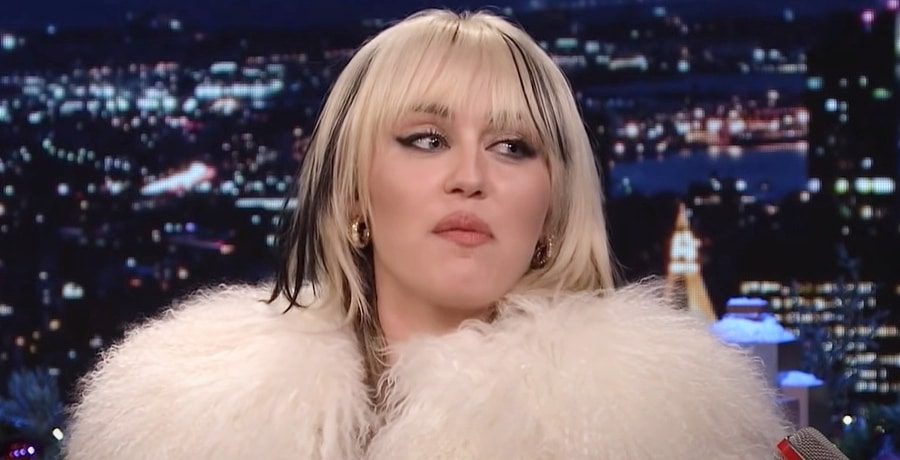 Miley Cyrus - Jimmy Fallon Youtube