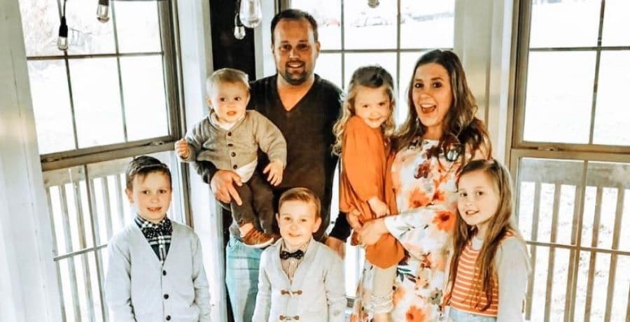 Anna Duggar, Duggar family Instagram