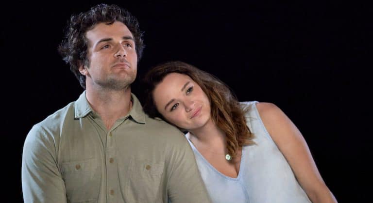 Hunter King, Beau Mirchoff-Credit: ©2022 Crown Media United States LLC/Photographer: Zack Dougan