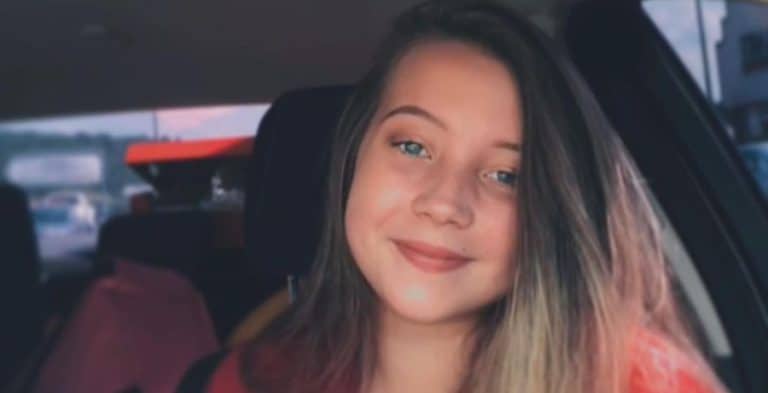 Hailey Tomlinson-Instagram