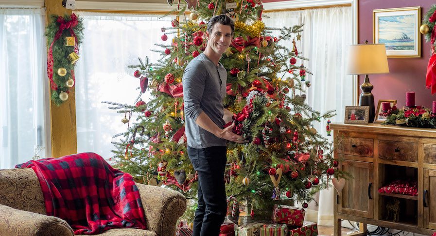 Photo: Kevin McGarry Credit: Copyright 2017 Crown Media United States LLC/Photographer: Christos Kalohoridis