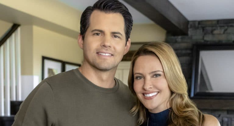 Photo: Kristoffer Polaha, Jill Wagner Credit: ©2019 Crown Media United States LLC/Photographer: Kailey Schwerman