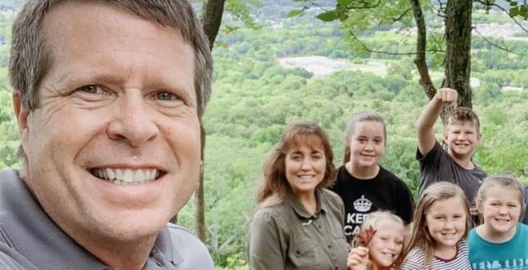 Jim Bob Duggar, Instagram