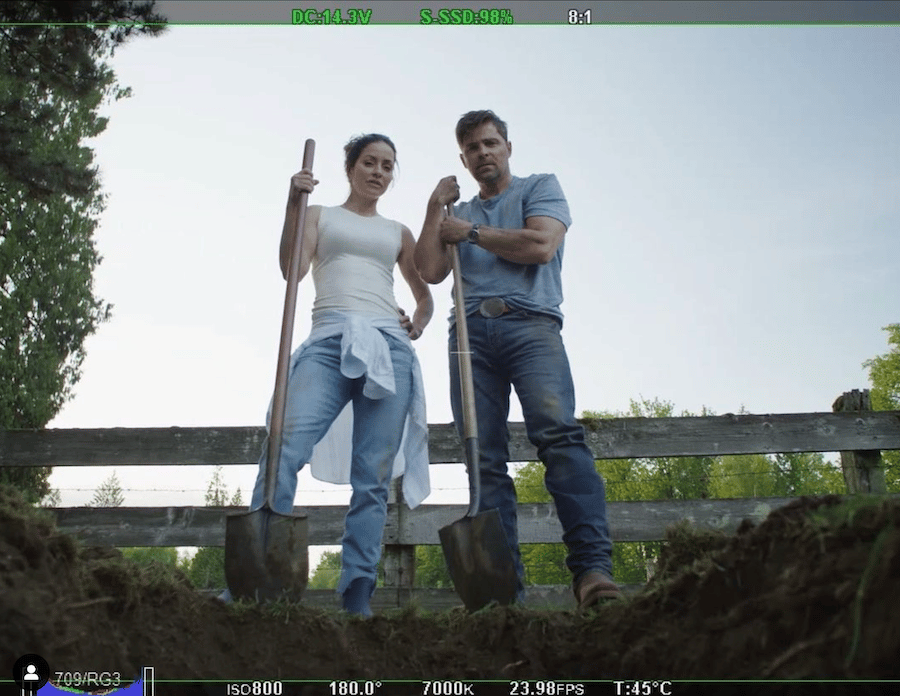 Hallmark-https://www.instagram.com/p/Cf0qZFAuPO9/