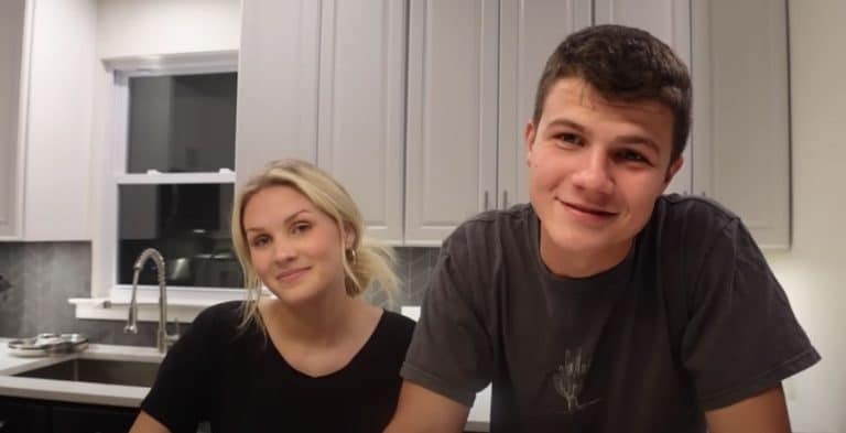Katie Bates, Travis Clark, YouTube (Bringing Up Bates)