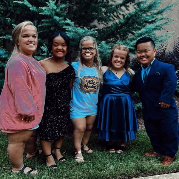 Alex Johnston, Emma Johnston, Anna Johnston Instagram