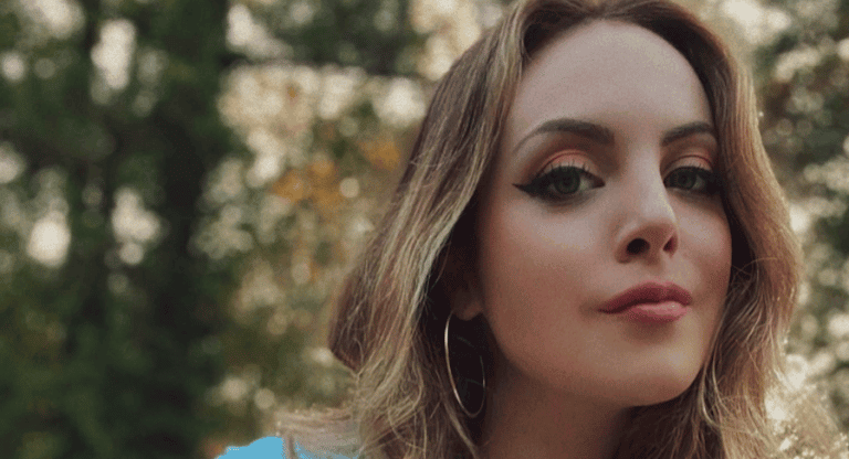 Elizabeth Gillies Dynasty-https://www.instagram.com/p/CGYd5QxB6am/