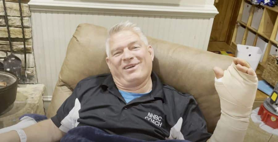 Trace Bates YouTube, Gil Bates