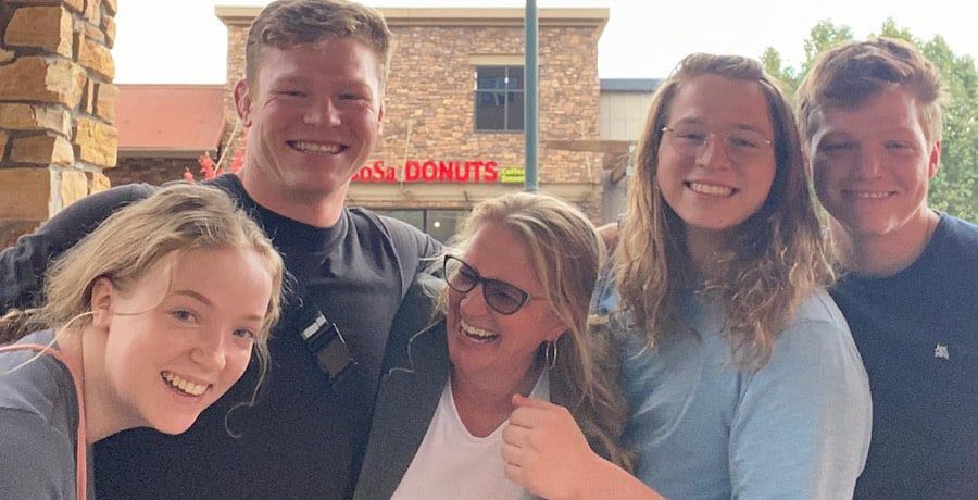 Savanah Brown, Hunter Brown, Christine Brown, Gabe Brown, Garrison Brown-Instagram