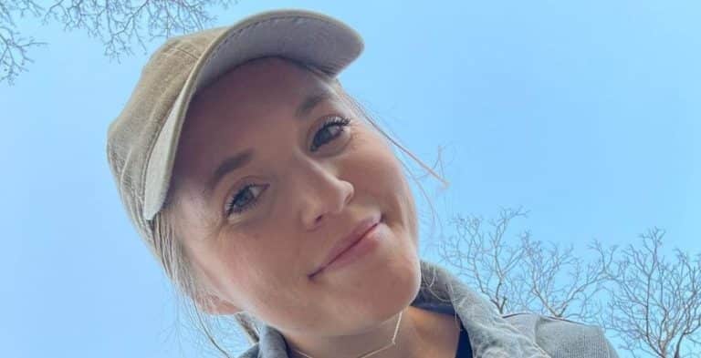 Joy-Anna Forsyth - Instagram