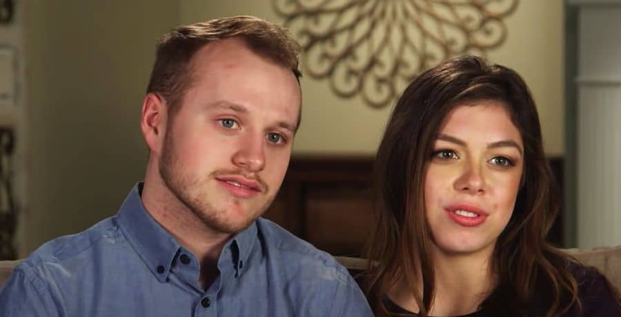 Josiah and Lauren Duggar - YouTube