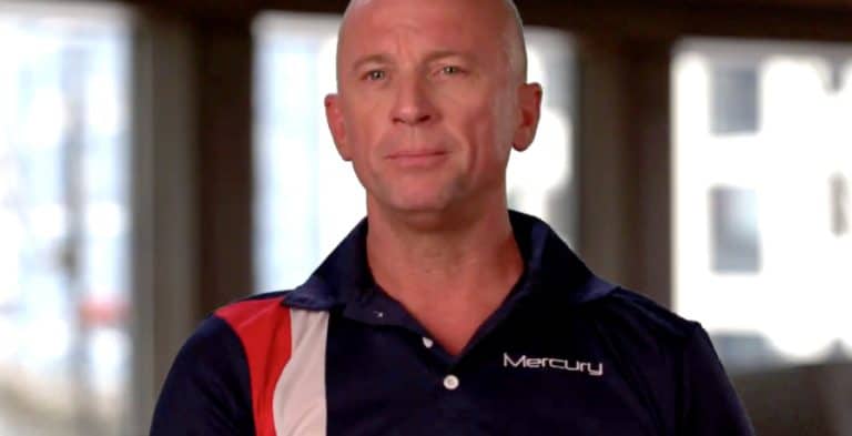 Captain Kerry [YouTube]