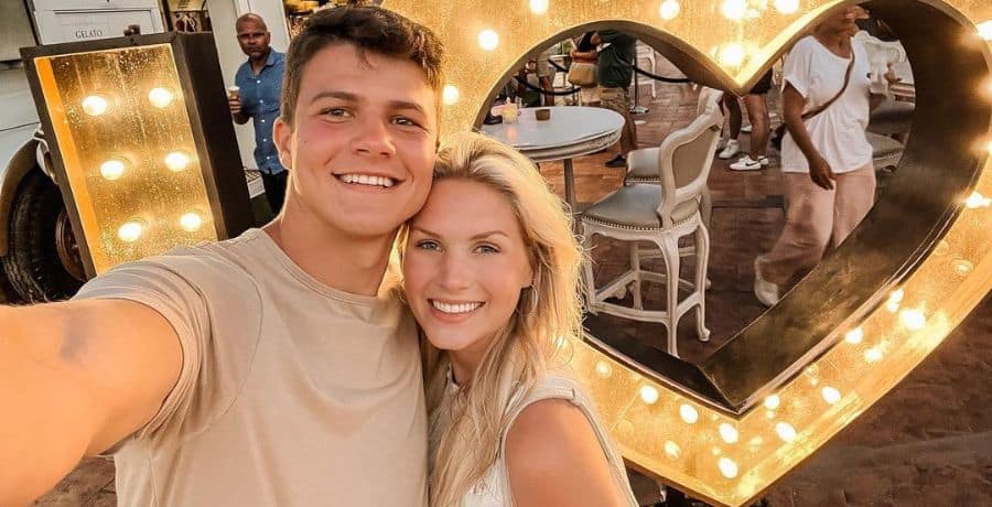 Katie Bates - Instagram - Bringing Up Bates