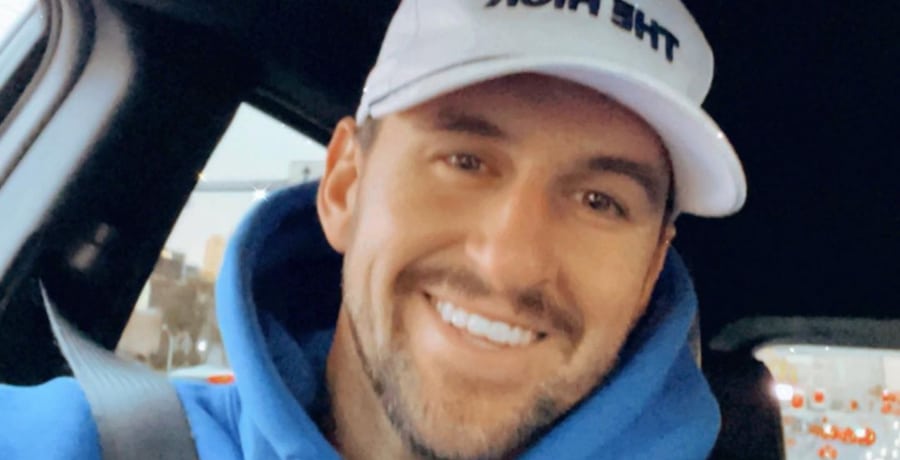 Nic Kerdiles Snaps Car Selfie [Source: Nic Kerdiles - Instagram]