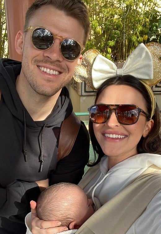 Tia and family via Insta