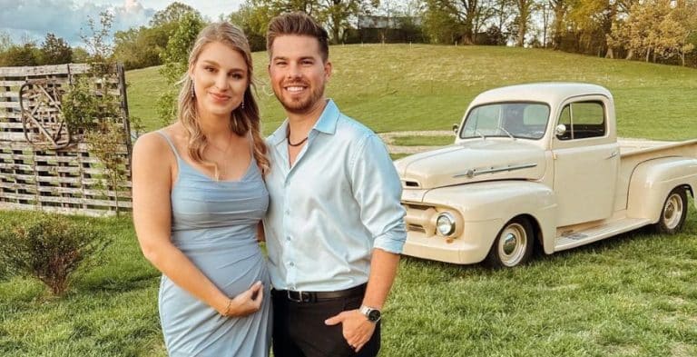 Lydia and Trace Bates - Instagram