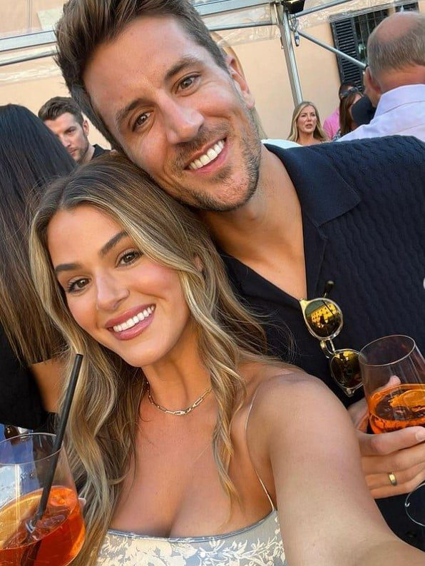JoJo Fletcher and Jordan Rodgers via INsta