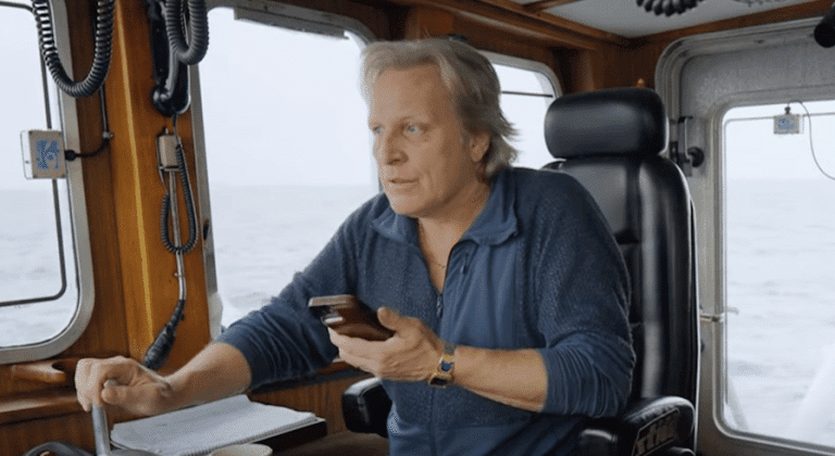 Deadliest Catch-https://www.youtube.com/watch?v=p-2rDPP_NDI