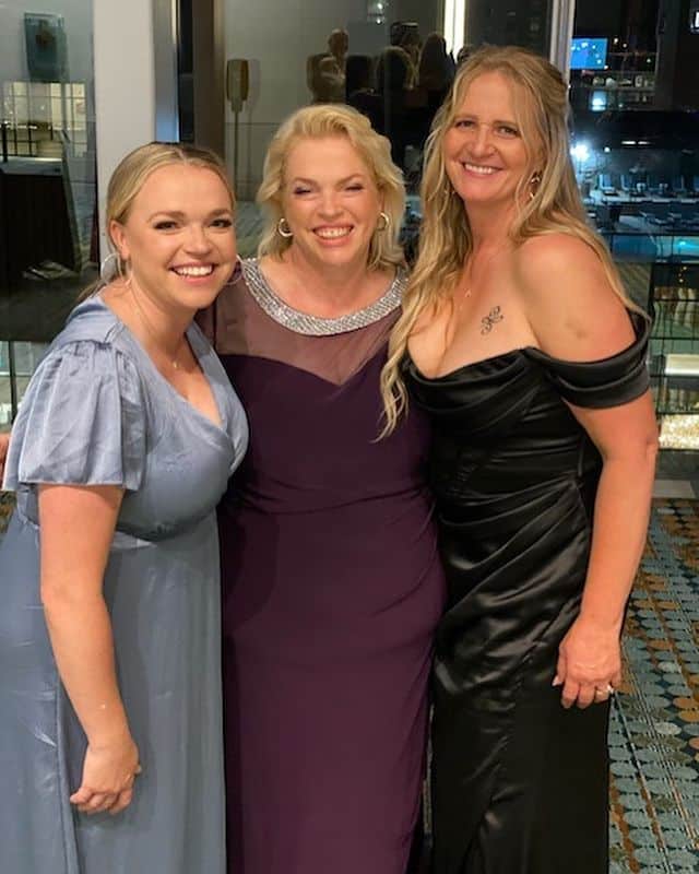 Janelle Brown - Christine Brown - Maddie Brush - Instagram