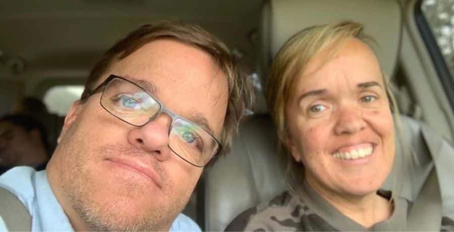 Trent and Amber Johnston - 7 Little Johnstons- Instagram