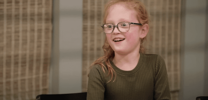 Blayke Busby gives Hazel a pep talk on 'OutDaughtered' [Source: YouTube]