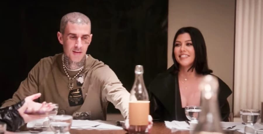 Travis Barker - Kourtney Kardashian Youtube